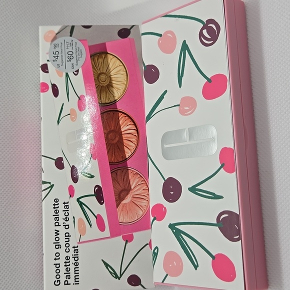 Clinic Good To Glow Makeup Palette - Picture 2 of 3